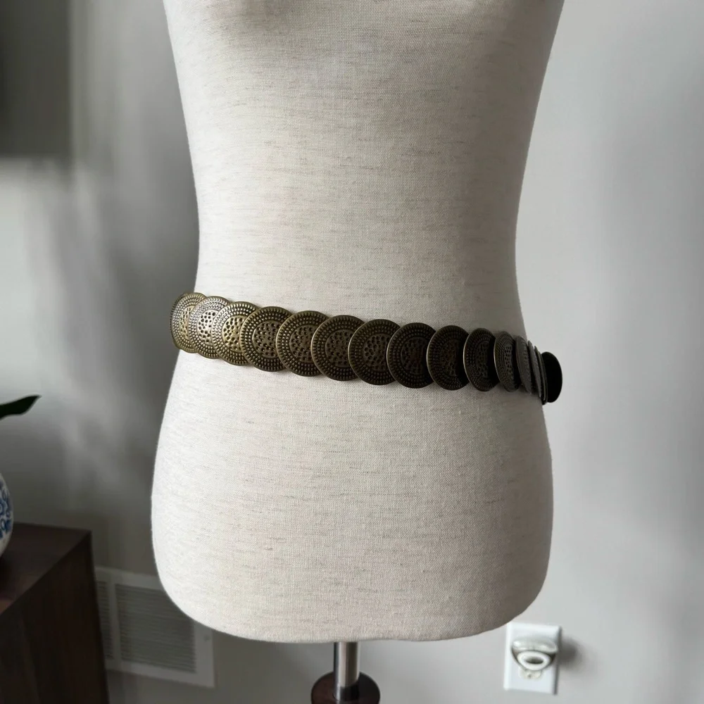 Metal Hammered Mermaid Accordion Hook Festival Statement Belt - One Size